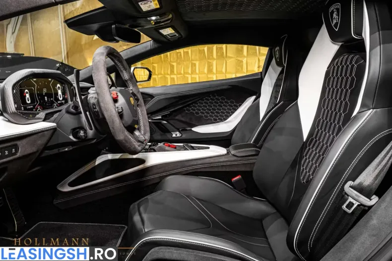 Lamborghini Revuelto din 2026 cu 250 km - oferta LAM217664 - foto 16