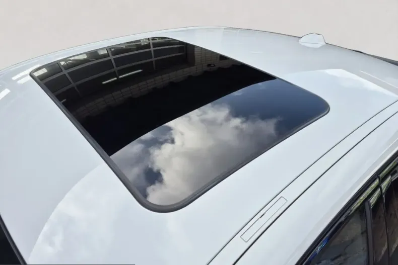 BMW M3 (Seria 3) din 2025 cu 24.995 km - oferta BMW217670 - foto 17
