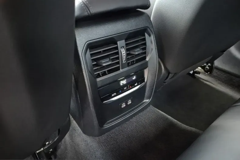 BMW M3 (Seria 3) din 2025 cu 24.995 km - oferta BMW217670 - foto 19