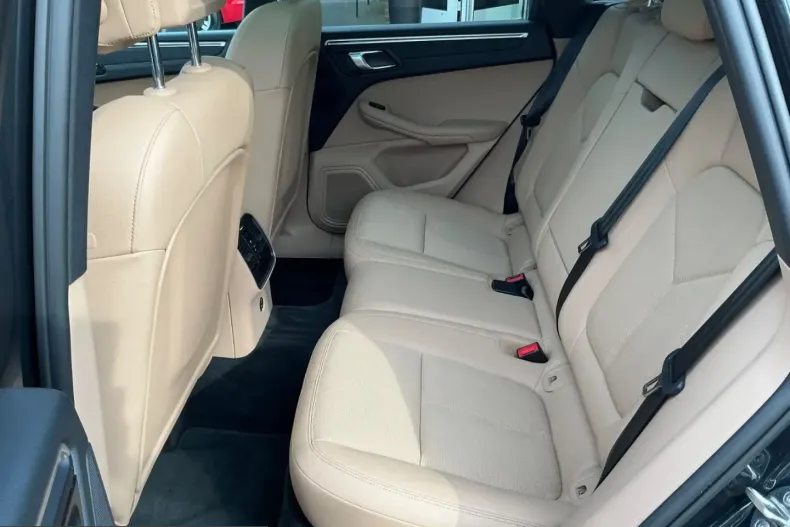 Porsche Macan din 2022 cu 56.256 km - oferta POR217671 - foto 11