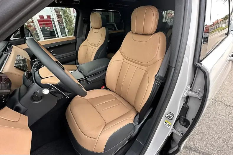 Land Rover Range Rover Sport din 2026 cu 66 km - oferta LAN217681 - foto 16