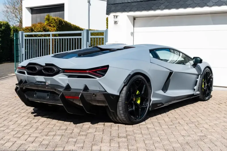 Lamborghini Revuelto din 2026 cu 90 km - oferta LAM217694 - foto 4