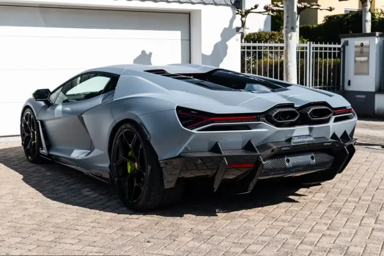 Lamborghini Revuelto din 2026 cu 90 km - oferta LAM217694 - foto 5