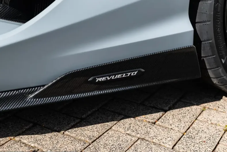 Lamborghini Revuelto din 2026 cu 90 km - oferta LAM217694 - foto 11