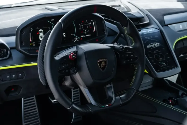Lamborghini Revuelto din 2026 cu 90 km - oferta LAM217694 - foto 16