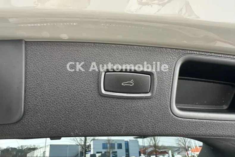 Porsche Macan din 2022 cu 96.386 km - oferta POR217699 - foto 38