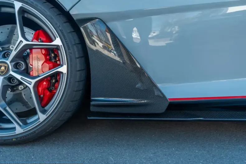 Lamborghini Revuelto din 2026 cu 55 km - oferta LAM217702 - foto 14