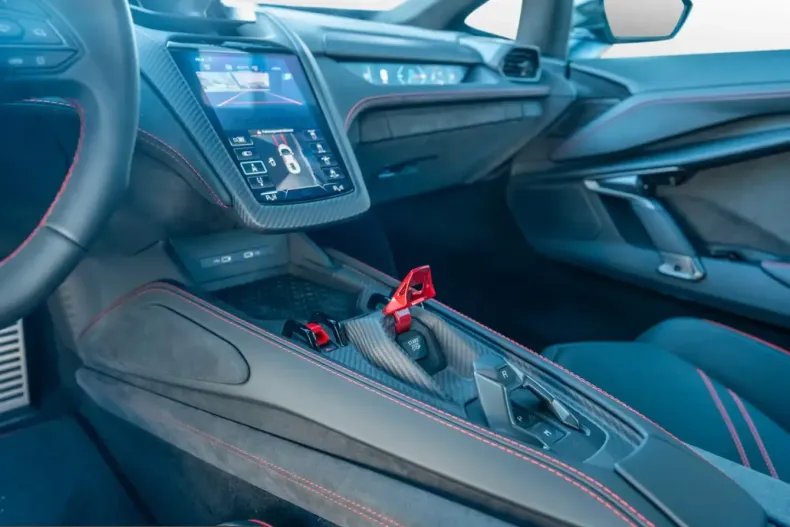 Lamborghini Revuelto din 2026 cu 55 km - oferta LAM217702 - foto 21