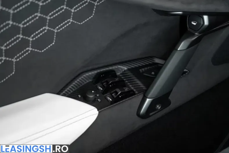 Lamborghini Revuelto din 2026 cu 65 km - oferta LAM217705 - foto 20