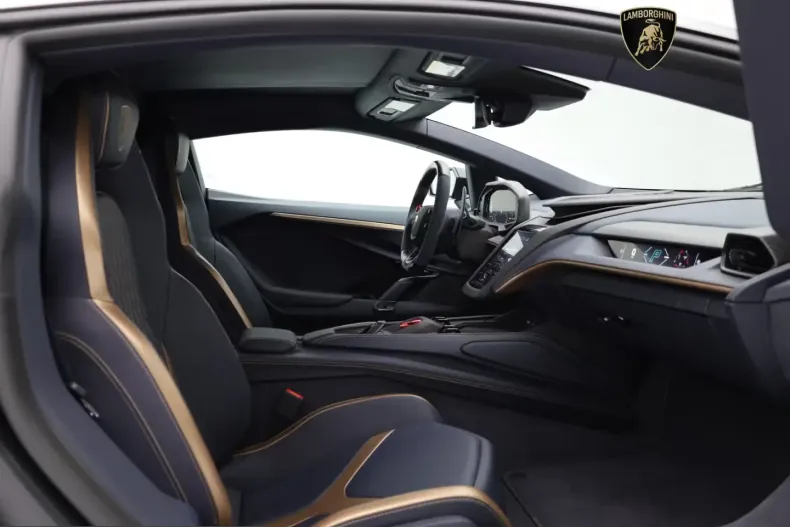 Lamborghini Revuelto din 2025 cu 432 km - oferta LAM217717 - foto 11