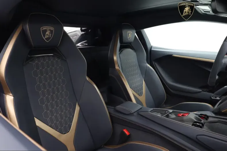 Lamborghini Revuelto din 2025 cu 432 km - oferta LAM217717 - foto 12