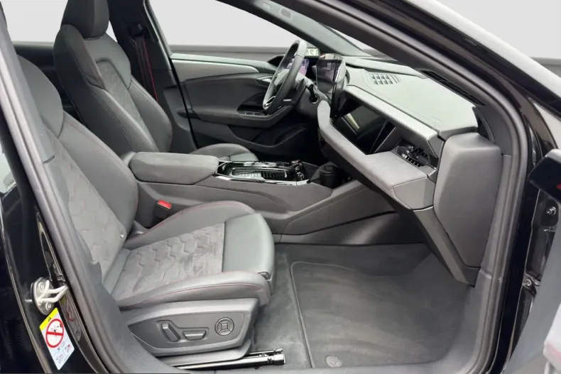 Audi A6 e-tron din 2025 cu 12.200 km - oferta AUD217718 - foto 13