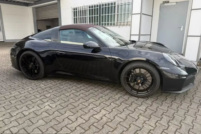 Porsche 992 din 2025 cu 4.272 km - oferta POR217723 - foto 5
