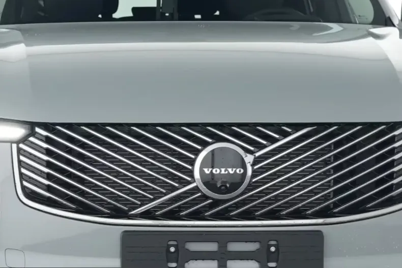 Volvo XC90 din 2025 cu 8.650 km - oferta VOL217727 - foto 7