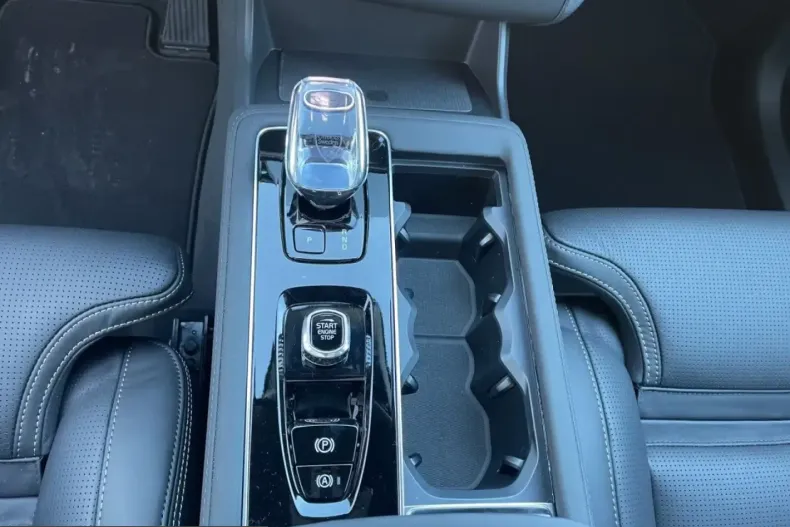 Volvo XC90 din 2026 cu 25 km - oferta VOL217730 - foto 15