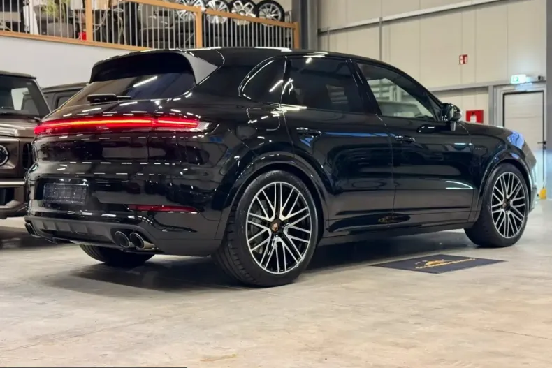 Porsche Cayenne din 2026 cu 0 km - oferta POR217742 - foto 7