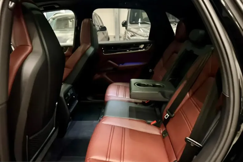 Porsche Cayenne din 2026 cu 0 km - oferta POR217742 - foto 30