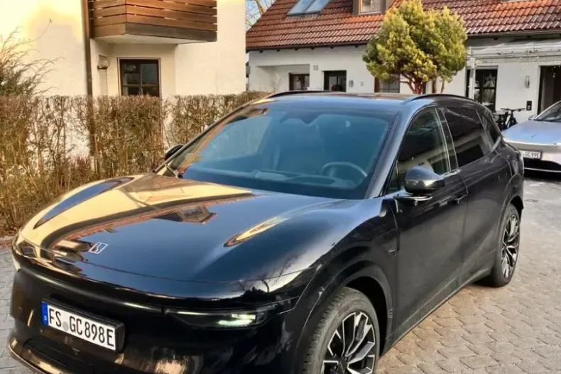 Zeekr 7X din 2025 cu 6.000 km - oferta ZEE217743 - foto 4