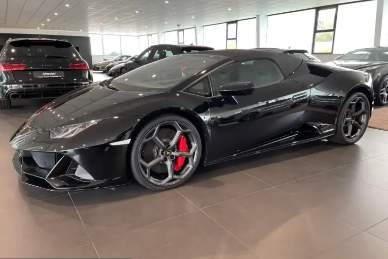 Lamborghini Huracán din 2023 cu 21.600 km - oferta LAM217747 - foto 1