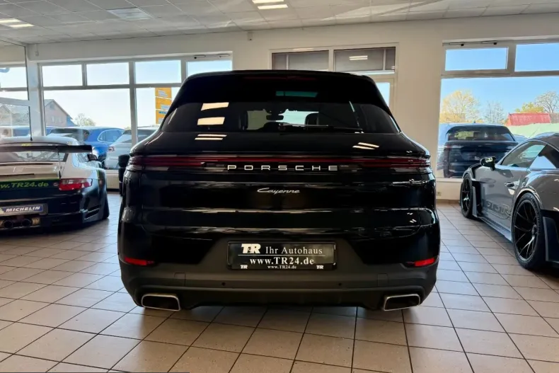 Porsche Cayenne din 2024 cu 17.987 km - oferta POR217760 - foto 4
