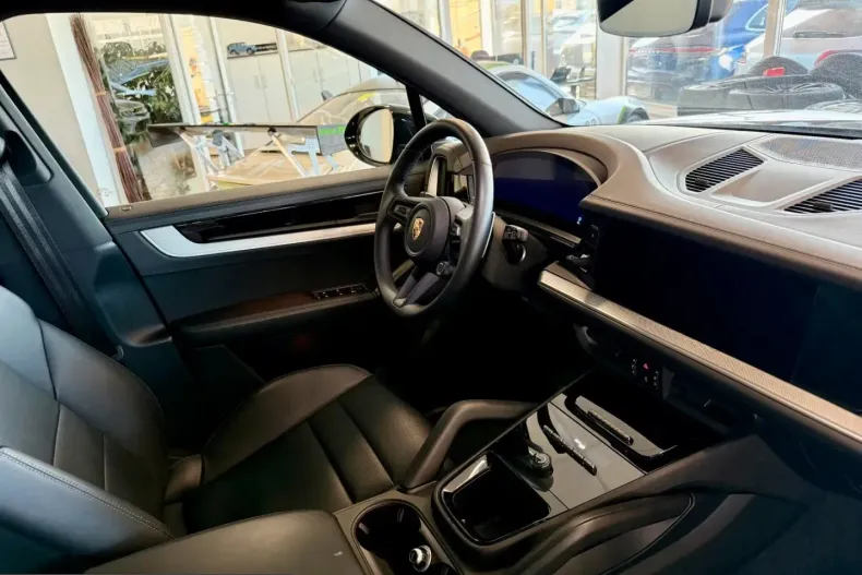 Porsche Cayenne din 2024 cu 17.987 km - oferta POR217760 - foto 12