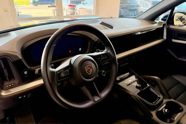 Porsche Cayenne din 2024 cu 17.987 km - oferta POR217760 - foto 13