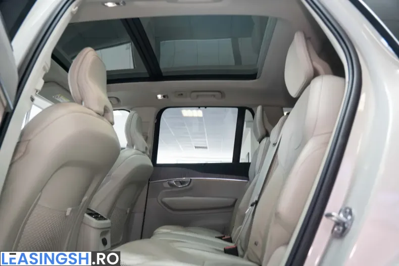 Volvo XC90 din 2022 cu 70.900 km - oferta VOL217762 - foto 14