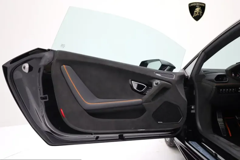 Lamborghini Huracán din 2025 cu 4.200 km - oferta LAM217766 - foto 9