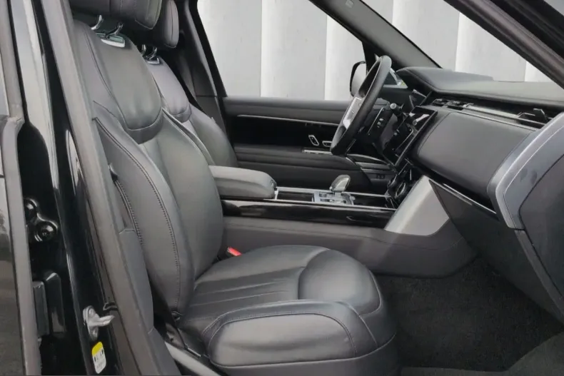 Land Rover Range Rover din 2023 cu 67.705 km - oferta LAN217772 - foto 7