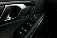 BMW 318d (Seria 3) din 2025 cu 4.000 km - oferta BMW217779 - foto 35