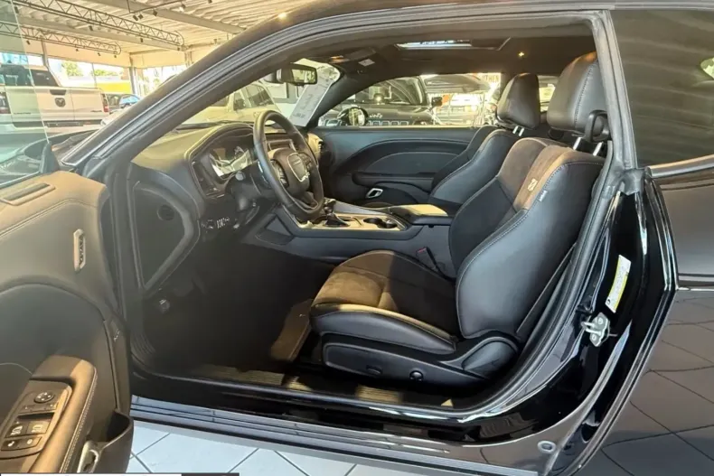 Dodge Challenger din 2026 cu 50 km - oferta DOD217782 - foto 17