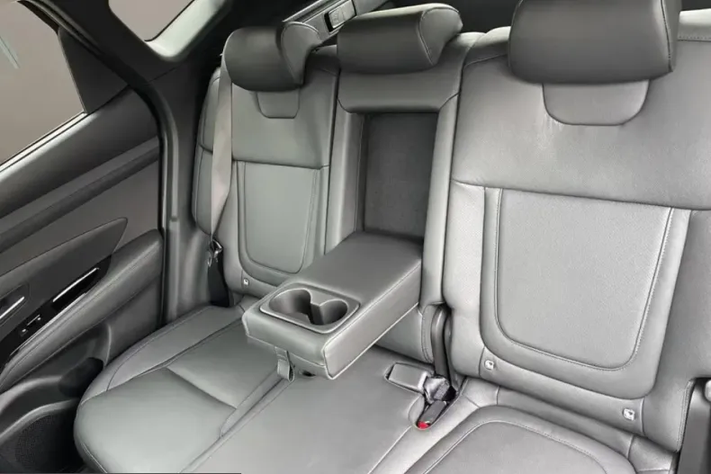 Hyundai Tucson din 2025 cu 10.954 km - oferta HYU217786 - foto 12