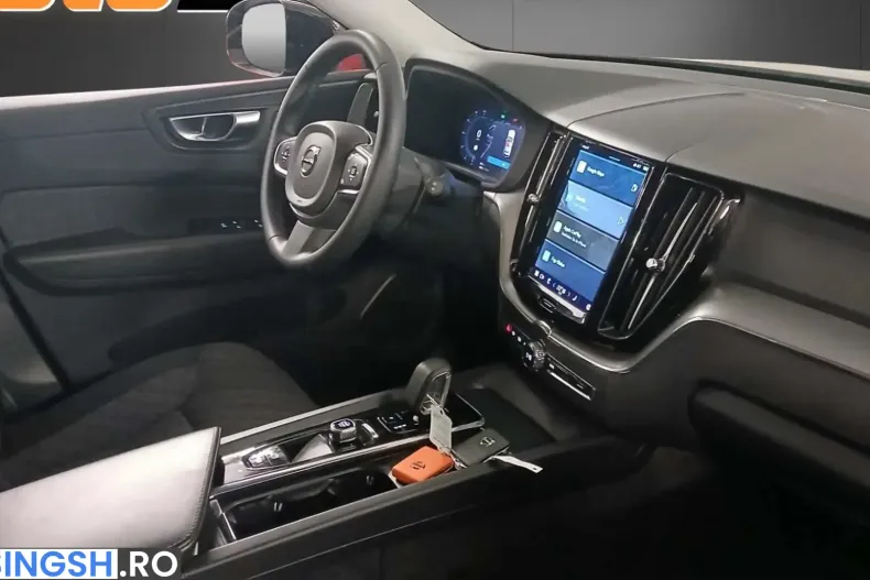 Volvo XC40 din 2023 cu 70.900 km - oferta VOL217795 - foto 13