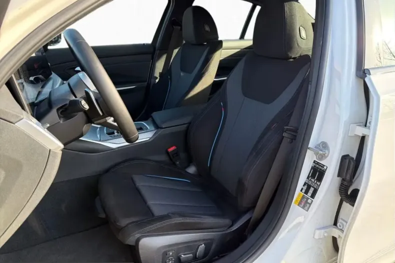 BMW 330 (Seria 3) din 2024 cu 27.803 km - oferta BMW217804 - foto 9