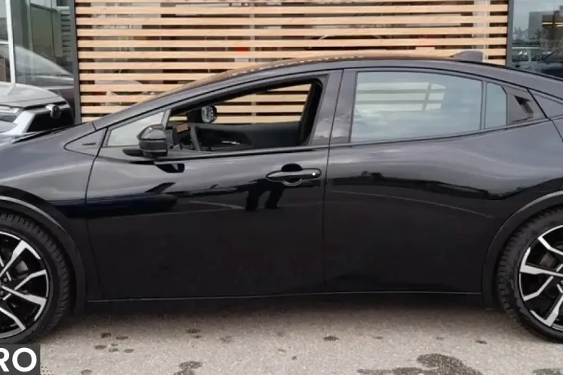 Toyota Prius din 2024 cu 12.000 km - oferta TOY217805 - foto 2