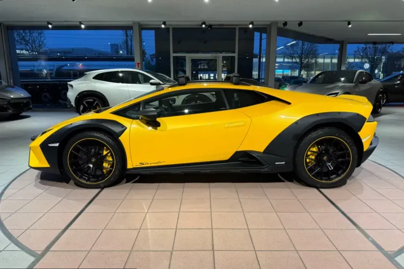 Lamborghini Huracán din 2025 cu 902 km - oferta LAM217808 - foto 12