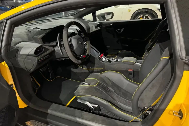 Lamborghini Huracán din 2025 cu 902 km - oferta LAM217808 - foto 14