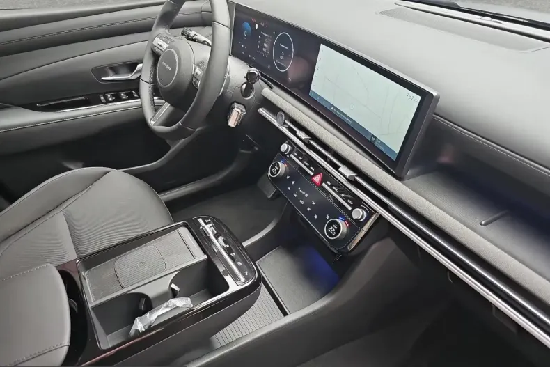 Hyundai Tucson din 2025 cu 35 km - oferta HYU217815 - foto 8