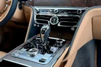 Bentley Azure din 2024 cu 29.800 km - oferta BEN217825 - foto 20