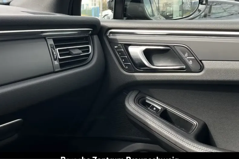 Porsche Macan din 2023 cu 38.422 km - oferta POR217832 - foto 23