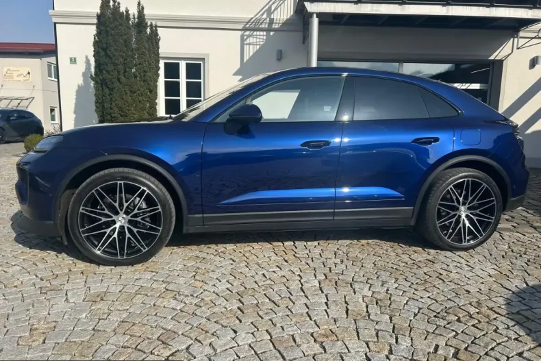 Porsche Macan din 2025 cu 15.100 km - oferta POR217833 - foto 4