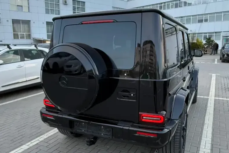 Mercedes-Benz G 63 AMG (Clasa G) din 2024 cu 34.000 km - oferta MER217837 - foto 6