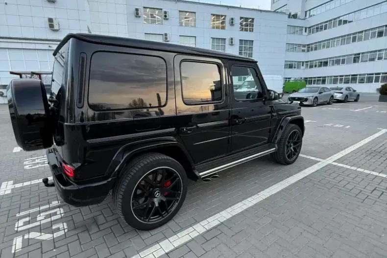 Mercedes-Benz G 63 AMG (Clasa G) din 2024 cu 34.000 km - oferta MER217837 - foto 7