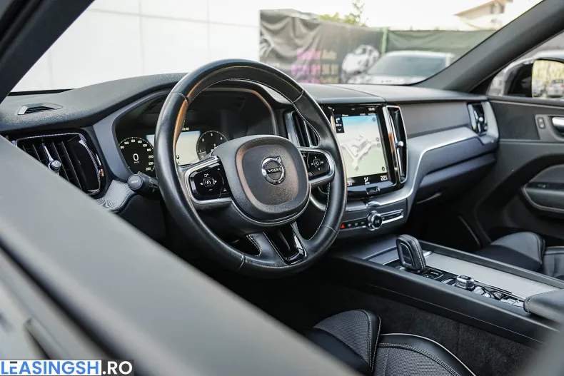 Volvo XC60 din 2021 cu 85.670 km - oferta VOL217852 - foto 20