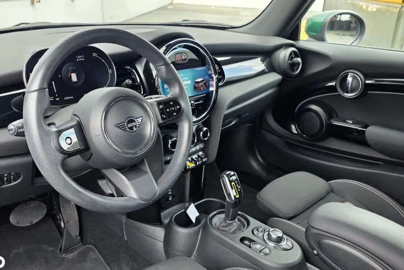 MINI Cooper SE din 2023 cu 22.800 km - oferta MIN217872 - foto 7