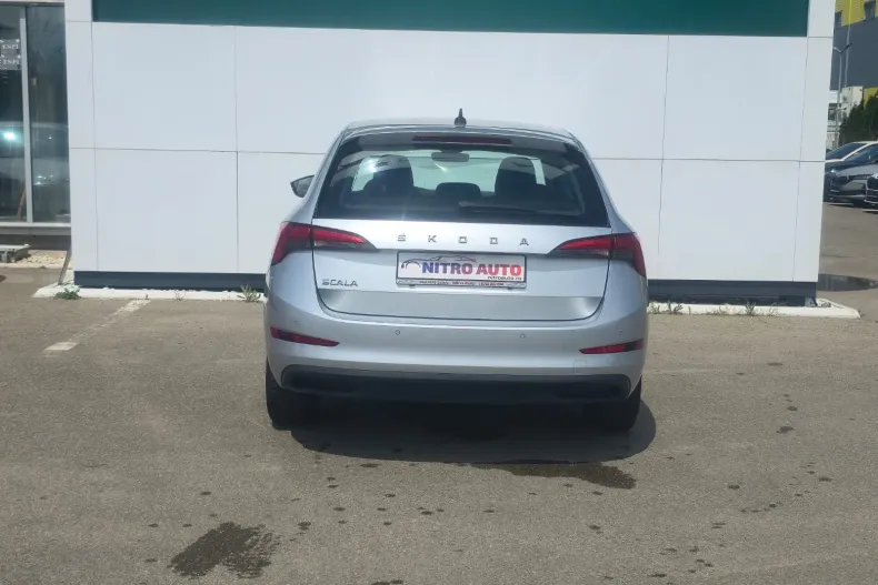 Skoda Scala din 2021 cu 54.149 km - oferta SKO217878 - foto 5