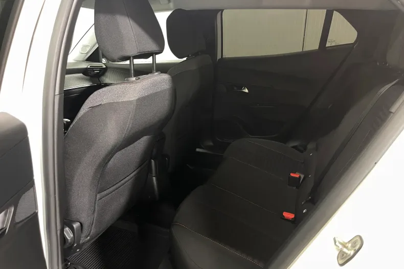 Peugeot 2008 din 2022 cu 92.612 km - oferta PEU217884 - foto 11