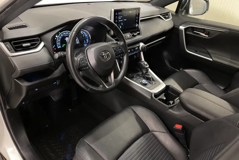 Toyota RAV4 din 2021 cu 86.575 km - oferta TOY217888 - foto 5