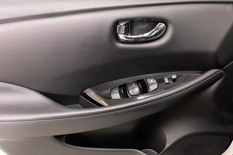 Nissan Leaf din 2020 cu 70.010 km - oferta NIS217889 - foto 22