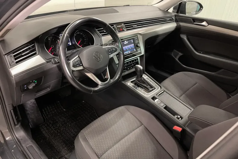Volkswagen Passat din 2021 cu 150.173 km - oferta VOL217892 - foto 5